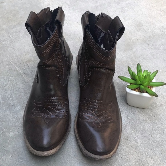 American Rag Shoes - American Rag Brown Booties Ankle Boots Western 7.5